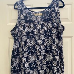 Faded Glory Navy and White Patterned Blouse